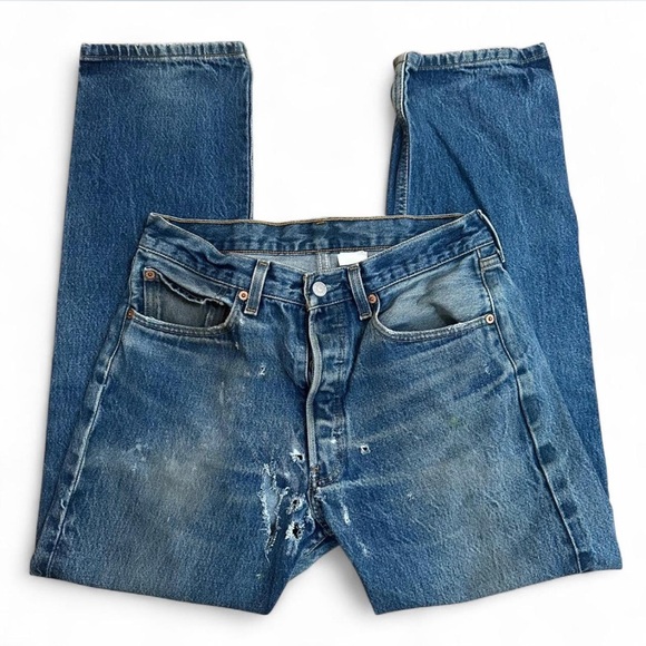 💚 Vintage Levi’s 501 Blue Distressed Jeans (W32 L32) (35) - Picture 1 of 11